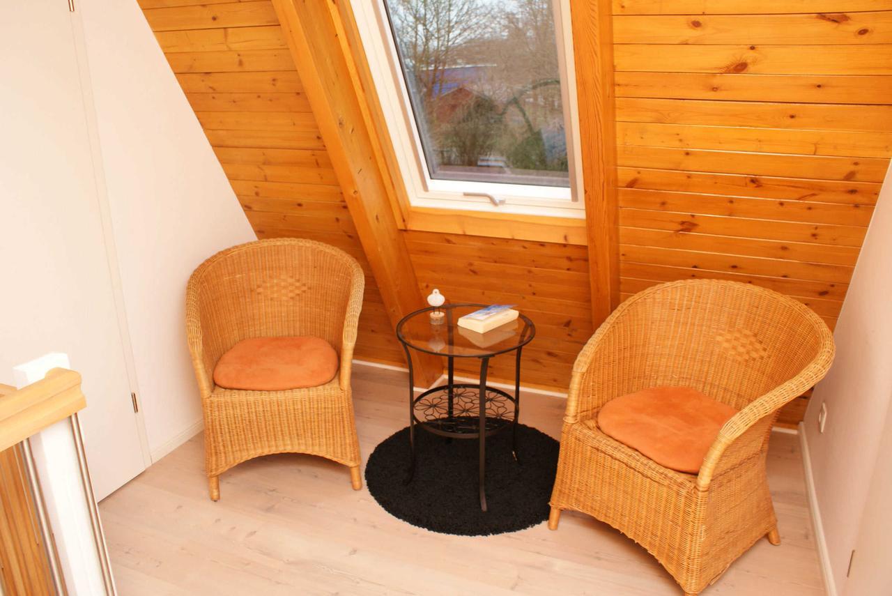 Zeltdachhaus Mit Moderner Ausstattung Vila Damp Exterior foto